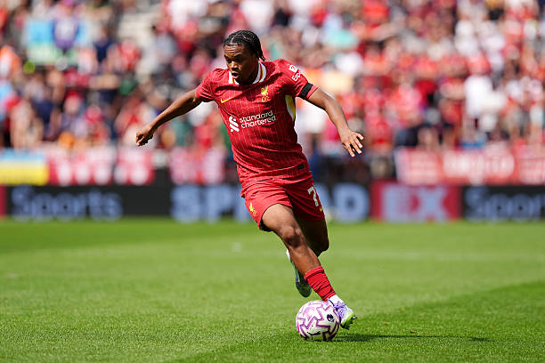 Thần đồng 16 tuổi Rio Ngumoha: Liệu có thể tỏa sáng rực rỡ tại Liverpool?
